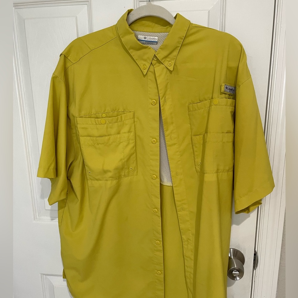 Columbia fishing shirt
